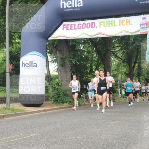 29.06.2025 - hella hamburg halbmarathon KatJ http://msf.ph/oto/8368107 29.06.2025 10:23:16 Zwischen KM18-KM19 5550, 7628, 7901 meine-sportfotos.de