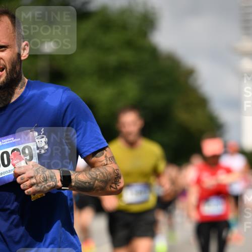 29.06.2025 - hella hamburg halbmarathon Dr. Thomas Lammeyer http://msf.ph/oto/8368145 29.06.2025 09:57:09 Kennedybrücke 1558, 1759, 2234, 2365, 2402, 2623, 2890, 3004, 3146, 3186, 4091, 4310, 4553, 5022, 5692, 6071, 6081, 6203, 6282, 6375, 6460, 6575, 6903, 7322, 7448, 7450, 7480, 7734, 9030, 9043, 9126, 9200, 9303, 9305, 9544, 9633, 9723, 9794, 11283 meine-sportfotos.de