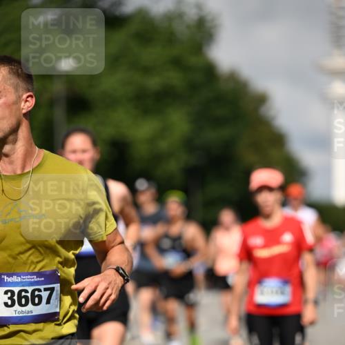 29.06.2025 - hella hamburg halbmarathon Dr. Thomas Lammeyer http://msf.ph/oto/8368248 29.06.2025 09:57:10 Kennedybrücke 1558, 1759, 2234, 2365, 2402, 2623, 2890, 3004, 3146, 3186, 4091, 4310, 4553, 4949, 5022, 5692, 6071, 6081, 6203, 6282, 6375, 6388, 6460, 6575, 6903, 7322, 7448, 7450, 7480, 7734, 9030, 9043, 9126, 9200, 9303, 9305, 9544, 9633, 9723, 9794, 11283 meine-sportfotos.de