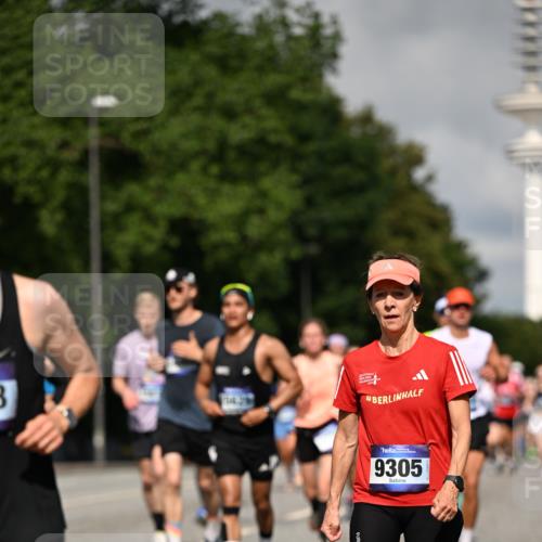 29.06.2025 - hella hamburg halbmarathon Dr. Thomas Lammeyer http://msf.ph/oto/8368288 29.06.2025 09:57:11 Kennedybrücke 1558, 1759, 2234, 2365, 2402, 2623, 2890, 3004, 3146, 3186, 4091, 4310, 4553, 4949, 5022, 5460, 5692, 6071, 6081, 6203, 6282, 6375, 6388, 6460, 6575, 6903, 7167, 7448, 7450, 7480, 7734, 9030, 9043, 9126, 9200, 9303, 9305, 9544, 9633, 9723, 9794, 11283 meine-sportfotos.de