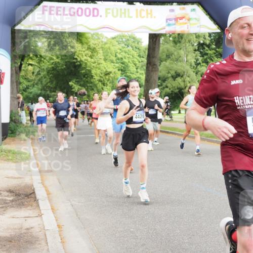 29.06.2025 - hella hamburg halbmarathon MichiJ http://msf.ph/oto/8368337 29.06.2025 10:44:16 Zwischen KM18-KM19 1200, 1833, 2025, 2488, 3413, 3859, 4426, 5015, 5134, 5457, 5458, 5728, 12773, 12774, 13376, 15110, 15584, 15726, 16830, 17769, 18966 meine-sportfotos.de