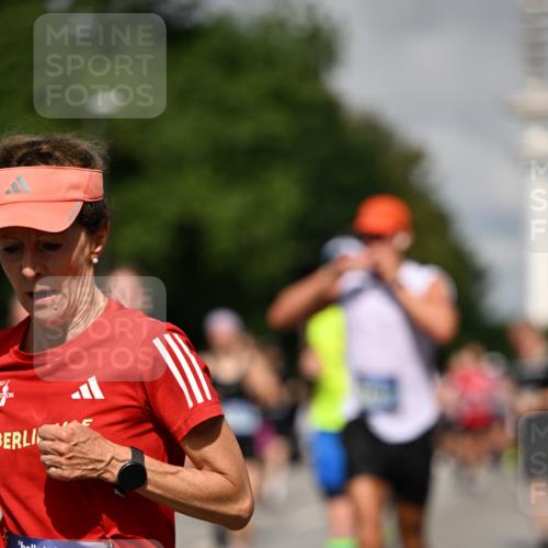 29.06.2025 - hella hamburg halbmarathon Dr. Thomas Lammeyer http://msf.ph/oto/8368491 29.06.2025 09:57:14 Kennedybrücke 1759, 2234, 2365, 2402, 2623, 2890, 2937, 3004, 3146, 3186, 3414, 4091, 4310, 4553, 4949, 5022, 5362, 5460, 5692, 6071, 6081, 6203, 6282, 6375, 6388, 6460, 6575, 6903, 7167, 7448, 7480, 7734, 9030, 9043, 9126, 9200, 9303, 9305, 9544, 9633, 9723, 9965, 11283 meine-sportfotos.de