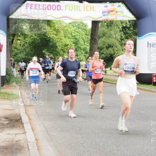 29.06.2025 - hella hamburg halbmarathon MichiJ http://msf.ph/oto/8368701 29.06.2025 10:44:19 Zwischen KM18-KM19 1200, 2488, 3859, 4426, 5015, 5134, 5457, 5458, 5728, 11645, 12773, 12774, 15110, 15584, 15726, 16418, 16531, 17848, 18966 meine-sportfotos.de