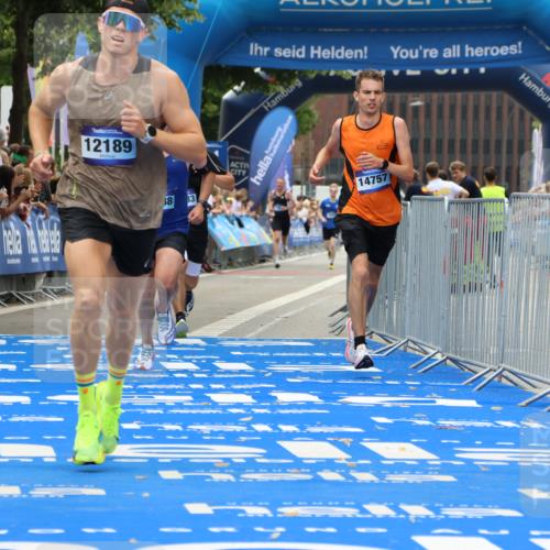29.06.2025 - hella hamburg halbmarathon Strokosch-Dieckow http://msf.ph/oto/8368807 29.06.2025 10:27:59 Ziel 10106, 10485, 12189, 13383, 14757, 15883, 16377, 17488 meine-sportfotos.de
