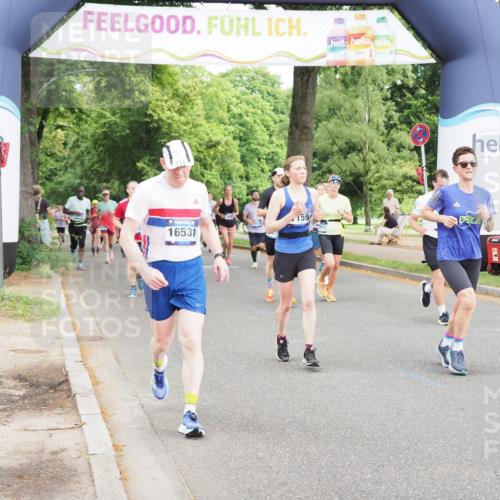 29.06.2025 - hella hamburg halbmarathon MichiJ http://msf.ph/oto/8368968 29.06.2025 10:44:21 Zwischen KM18-KM19 1200, 3859, 4426, 5015, 5134, 5391, 5457, 5728, 6892, 7159, 11645, 12773, 15110, 15220, 16418, 16531, 16909, 17405, 17848 meine-sportfotos.de