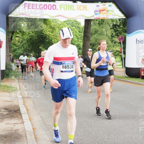 29.06.2025 - hella hamburg halbmarathon MichiJ http://msf.ph/oto/8368991 29.06.2025 10:44:21 Zwischen KM18-KM19 1200, 3859, 4426, 5015, 5134, 5391, 5457, 5728, 6892, 7159, 11645, 12773, 15110, 15220, 16418, 16531, 16909, 17405, 17848 meine-sportfotos.de