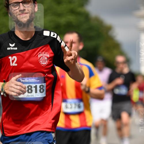 29.06.2025 - hella hamburg halbmarathon Dr. Thomas Lammeyer http://msf.ph/oto/8369050 29.06.2025 10:19:38 Kennedybrücke 1440, 1890, 2110, 2140, 2494, 2720, 2989, 3167, 3417, 4007, 4466, 5069, 5423, 6287, 6376, 6576, 7897, 7941, 7942, 8885, 9113, 9192, 9556, 9657, 9847, 10108, 10608, 10775, 10963 meine-sportfotos.de