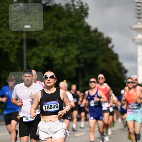 29.06.2025 - hella hamburg halbmarathon Dr. Thomas Lammeyer http://msf.ph/oto/8369092 29.06.2025 09:57:20 Kennedybrücke 1466, 2234, 2270, 2516, 2890, 2937, 3004, 3186, 3414, 3852, 4140, 4235, 4247, 4310, 4553, 4949, 5022, 5115, 5362, 5460, 5528, 5532, 5650, 6071, 6203, 6282, 6375, 6388, 6460, 6575, 6903, 7167, 7385, 7448, 7480, 7734, 8023, 9030, 9043, 9126, 9200, 9303, 9305, 9633, 9723, 9965, 10792, 11077, 11283 meine-sportfotos.de