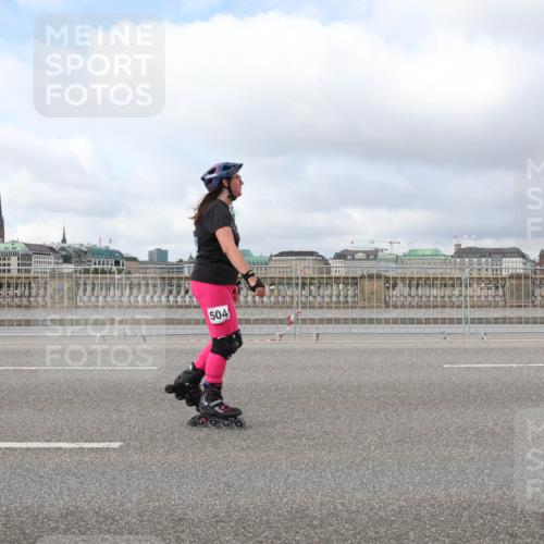 29.06.2025 - hella hamburg halbmarathon Lena Gebhardt http://msf.ph/oto/8369130 29.06.2025 09:10:57 Lombardsbrücke  meine-sportfotos.de