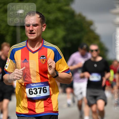 29.06.2025 - hella hamburg halbmarathon Dr. Thomas Lammeyer http://msf.ph/oto/8369168 29.06.2025 10:19:38 Kennedybrücke 1440, 1890, 2110, 2140, 2494, 2720, 2989, 3167, 3417, 4007, 4466, 5069, 5423, 6287, 6376, 6576, 7897, 7941, 7942, 8885, 9113, 9192, 9556, 9657, 9847, 10108, 10608, 10775, 10963 meine-sportfotos.de
