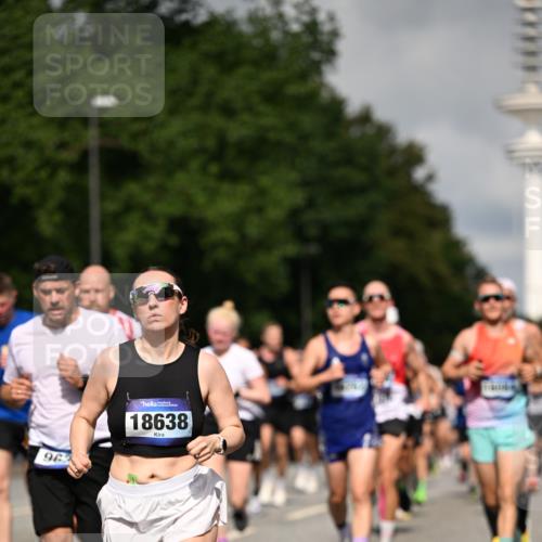 29.06.2025 - hella hamburg halbmarathon Dr. Thomas Lammeyer http://msf.ph/oto/8369191 29.06.2025 09:57:21 Kennedybrücke 1466, 2270, 2516, 2890, 2937, 3004, 3186, 3414, 3852, 4140, 4235, 4247, 4310, 4949, 5115, 5362, 5460, 5528, 5532, 5650, 6071, 6203, 6282, 6375, 6388, 6460, 6575, 6903, 7167, 7385, 7448, 7480, 7734, 8023, 9030, 9043, 9126, 9200, 9303, 9305, 9633, 9723, 9965, 10792, 11077, 11283 meine-sportfotos.de