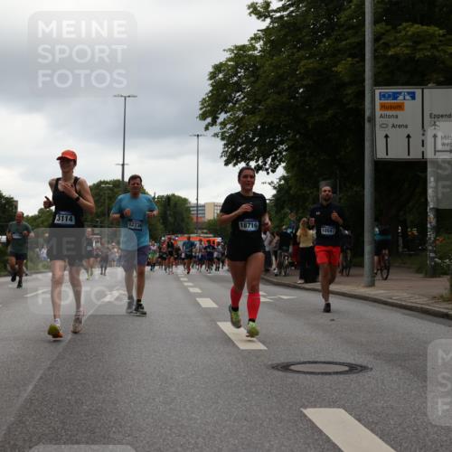 29.06.2025 - hella hamburg halbmarathon Yannick Fuchs http://msf.ph/oto/8369201 29.06.2025 10:53:30 20KM 2348, 2780, 3114, 3279, 3425, 4238, 4796, 4986, 5885, 6087, 6220, 6438, 7031, 7287, 8030, 8326, 8481, 8807, 9985, 10488, 10587, 10896, 11018, 11114, 11757, 11935, 11938, 12206, 12261, 12564, 12736, 12779, 12862, 13583, 13706, 13761, 14567, 14732, 14902, 14928, 14965, 15232, 15284, 15785, 15914, 16227, 16530, 16754, 16910, 16915, 16980, 17176, 17304, 17503, 17630, 18467, 18485, 18716, 18855, 19015, 19160 meine-sportfotos.de