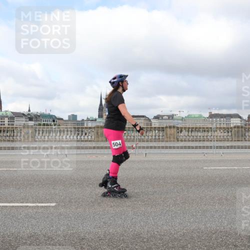 29.06.2025 - hella hamburg halbmarathon Lena Gebhardt http://msf.ph/oto/8369213 29.06.2025 09:10:58 Lombardsbrücke 504 meine-sportfotos.de