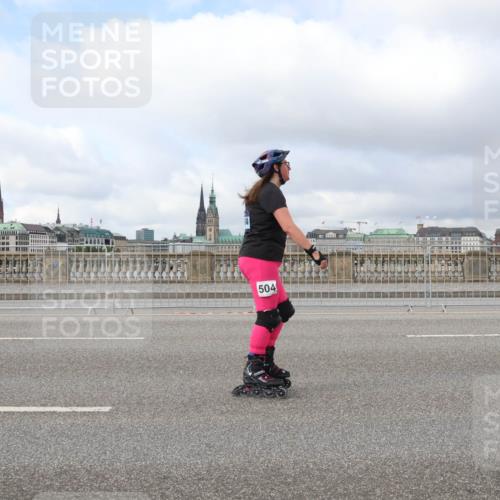 29.06.2025 - hella hamburg halbmarathon Lena Gebhardt http://msf.ph/oto/8369228 29.06.2025 09:10:58 Lombardsbrücke 504 meine-sportfotos.de