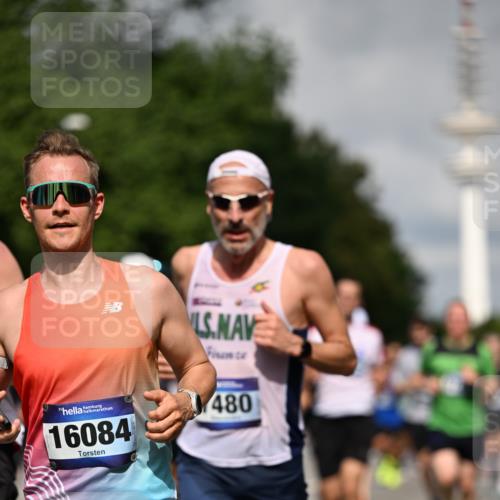 29.06.2025 - hella hamburg halbmarathon Dr. Thomas Lammeyer http://msf.ph/oto/8369404 29.06.2025 09:57:24 Kennedybrücke 1466, 1902, 2270, 2516, 2890, 2937, 3004, 3186, 3414, 3852, 4140, 4235, 4247, 4949, 5115, 5362, 5460, 5528, 5532, 5650, 6071, 6282, 6388, 6575, 6903, 7167, 7385, 7448, 7480, 7734, 8023, 9030, 9043, 9126, 9200, 9633, 9723, 9965, 10792, 11077, 11283 meine-sportfotos.de