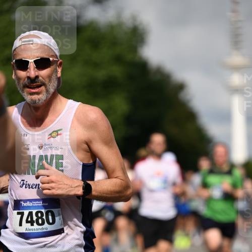 29.06.2025 - hella hamburg halbmarathon Dr. Thomas Lammeyer http://msf.ph/oto/8369433 29.06.2025 09:57:25 Kennedybrücke 1466, 1902, 2270, 2516, 2890, 2937, 3004, 3186, 3414, 3852, 4140, 4235, 4247, 4949, 5115, 5362, 5460, 5528, 5532, 5650, 6071, 6282, 6388, 6575, 6903, 7167, 7385, 7448, 7480, 7734, 8023, 8269, 9030, 9043, 9126, 9200, 9633, 9723, 9965, 10792, 11077, 11283 meine-sportfotos.de