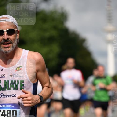 29.06.2025 - hella hamburg halbmarathon Dr. Thomas Lammeyer http://msf.ph/oto/8369440 29.06.2025 09:57:25 Kennedybrücke 1466, 1902, 2270, 2516, 2890, 2937, 3004, 3186, 3414, 3852, 4140, 4235, 4247, 4949, 5115, 5362, 5460, 5528, 5532, 5650, 6071, 6282, 6388, 6575, 6903, 7167, 7385, 7448, 7480, 7734, 8023, 8269, 9030, 9043, 9126, 9200, 9633, 9723, 9965, 10792, 11077, 11283 meine-sportfotos.de