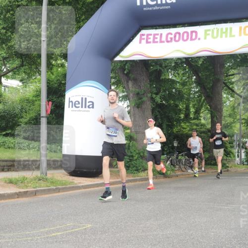 29.06.2025 - hella hamburg halbmarathon KatJ http://msf.ph/oto/8369571 29.06.2025 10:23:28 Zwischen KM18-KM19 3005, 5269 meine-sportfotos.de