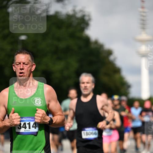29.06.2025 - hella hamburg halbmarathon Dr. Thomas Lammeyer http://msf.ph/oto/8369831 29.06.2025 09:57:31 Kennedybrücke 1424, 1466, 1902, 2270, 2516, 2890, 2937, 3414, 3785, 3852, 4140, 4235, 4237, 4247, 4949, 5115, 5362, 5460, 5528, 5532, 5650, 6282, 6388, 6575, 7167, 7385, 7480, 7734, 8023, 8269, 8928, 9030, 9043, 9105, 9200, 9482, 9633, 9723, 9965, 10792, 11077, 11283 meine-sportfotos.de