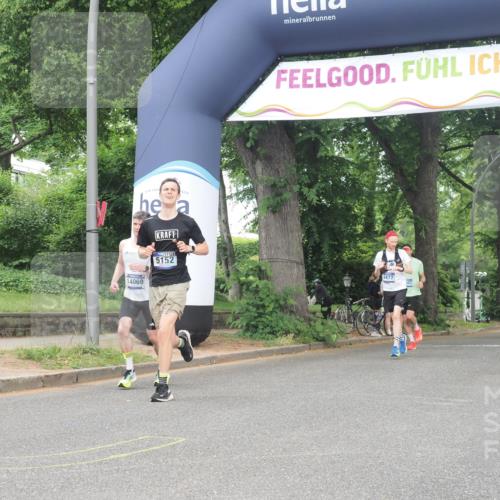 29.06.2025 - hella hamburg halbmarathon KatJ http://msf.ph/oto/8369882 29.06.2025 10:23:31 Zwischen KM18-KM19 3005, 5152, 5269 meine-sportfotos.de