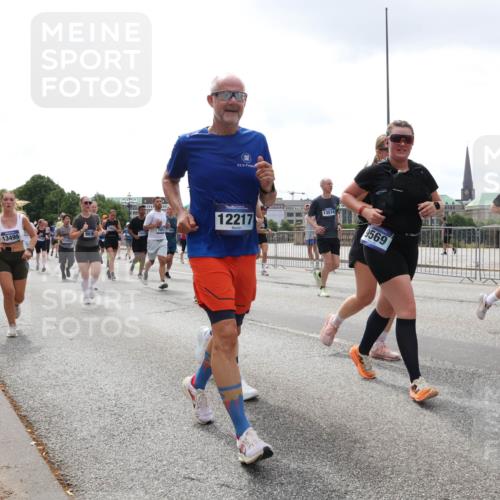 29.06.2025 - hella hamburg halbmarathon Lena Gebhardt http://msf.ph/oto/8369909 29.06.2025 10:39:40 Lombardsbrücke 9777, 13495, 1, 12217, 13574, 9569, 14, 12150, 1586, 1856, 1883, 1899, 2092, 2313, 2578, 2843, 2893, 2976, 3046, 3275, 3353, 3727, 3882, 3883, 3884, 4298, 4523, 4603, 4609, 4659, 4752, 4855, 4882, 5045, 5654, 5701, 6321, 6342, 6343, 6427, 6428, 6698, 6719, 6726, 6739, 6748, 7045, 7053, 7125, 7199, 7341, 7429, 7456, 7501, 7506, 7524, 7684, 8107, 8203, 8243, 8612, 8995, 9393, 9420, 9446, 9569, 9698, 9747, 9777, 10441, 10512, 10516 meine-sportfotos.de