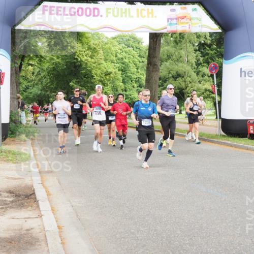 29.06.2025 - hella hamburg halbmarathon MichiJ http://msf.ph/oto/8370028 29.06.2025 10:44:29 Zwischen KM18-KM19 1387, 2652, 2656, 3141, 3575, 4632, 5391, 6592, 6892, 9316, 10599, 10788, 15220, 15664, 16227, 16634, 17405, 18180, 18325, 18531 meine-sportfotos.de