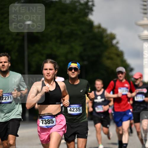 29.06.2025 - hella hamburg halbmarathon Dr. Thomas Lammeyer http://msf.ph/oto/8370064 29.06.2025 09:57:33 Kennedybrücke 1424, 1466, 1902, 2270, 2516, 2890, 2937, 3414, 3785, 3852, 4140, 4235, 4237, 4247, 4949, 5115, 5362, 5460, 5528, 5532, 5650, 6282, 6388, 6575, 7167, 7385, 7480, 7734, 8023, 8269, 8928, 9030, 9043, 9105, 9200, 9482, 9633, 9723, 9965, 10792, 11077, 11283 meine-sportfotos.de