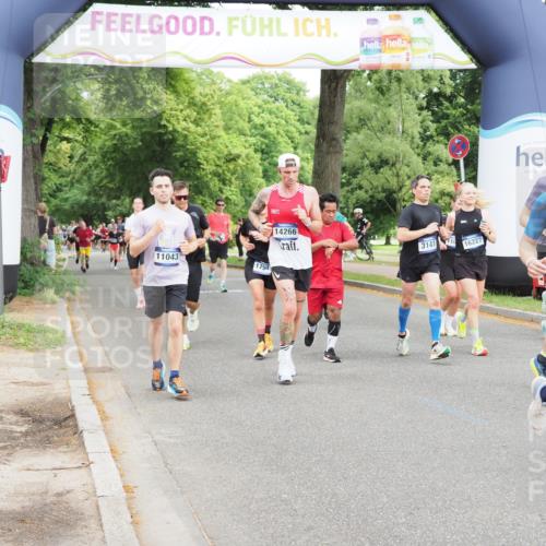 29.06.2025 - hella hamburg halbmarathon MichiJ http://msf.ph/oto/8370190 29.06.2025 10:44:31 Zwischen KM18-KM19 1239, 1387, 2652, 2656, 3141, 4579, 6592, 10599, 10788, 11018, 11043, 13863, 14266, 15664, 16227, 16634, 17543, 18325, 18531 meine-sportfotos.de