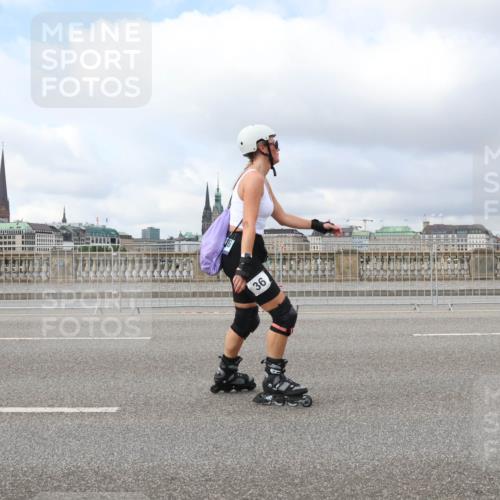 29.06.2025 - hella hamburg halbmarathon Lena Gebhardt http://msf.ph/oto/8370551 29.06.2025 09:11:04 Lombardsbrücke 36 meine-sportfotos.de