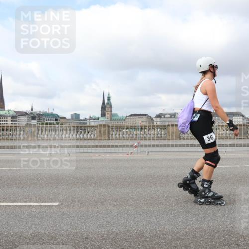 29.06.2025 - hella hamburg halbmarathon Lena Gebhardt http://msf.ph/oto/8370705 29.06.2025 09:11:04 Lombardsbrücke 36 meine-sportfotos.de