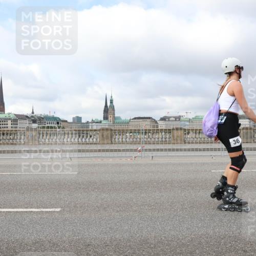 29.06.2025 - hella hamburg halbmarathon Lena Gebhardt http://msf.ph/oto/8370751 29.06.2025 09:11:04 Lombardsbrücke 36 meine-sportfotos.de