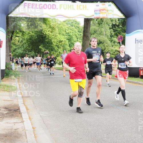 29.06.2025 - hella hamburg halbmarathon MichiJ http://msf.ph/oto/8371056 29.06.2025 10:44:41 Zwischen KM18-KM19 2711, 7082, 7833, 8322, 9450, 9485, 10383, 17415, 18508, 18587, 18652 meine-sportfotos.de