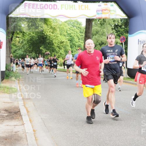 29.06.2025 - hella hamburg halbmarathon MichiJ http://msf.ph/oto/8371166 29.06.2025 10:44:41 Zwischen KM18-KM19 2711, 7082, 7833, 8322, 9450, 9485, 10383, 17415, 18508, 18587, 18652 meine-sportfotos.de