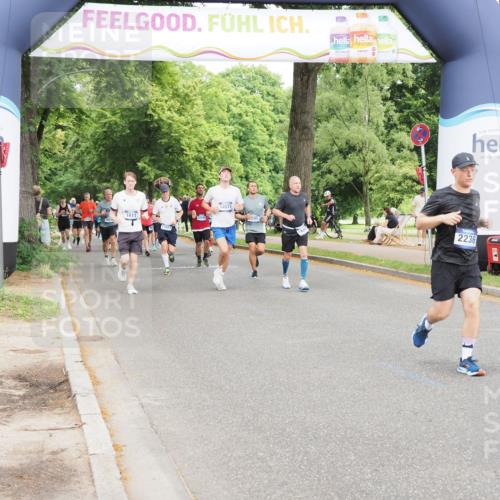 29.06.2025 - hella hamburg halbmarathon MichiJ http://msf.ph/oto/8371173 29.06.2025 10:44:46 Zwischen KM18-KM19 1611, 2236, 2711, 7082, 7833, 9485, 10383, 14369, 14571, 15197, 17415, 18891 meine-sportfotos.de