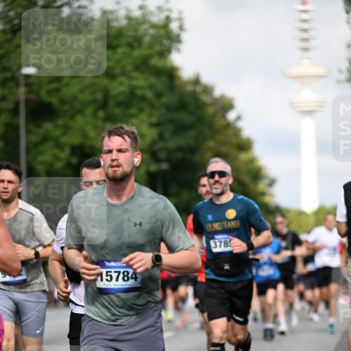 29.06.2025 - hella hamburg halbmarathon Dr. Thomas Lammeyer http://msf.ph/oto/8371623 29.06.2025 09:57:47 Kennedybrücke 1098, 1171, 1413, 1424, 1476, 1892, 1902, 2098, 2188, 2270, 2516, 2823, 2842, 3477, 3785, 3852, 4140, 4183, 4185, 4237, 4270, 5115, 5528, 6198, 6266, 6630, 6831, 8023, 8269, 8743, 8928, 9105, 9482, 9619, 9815, 10237, 10792 meine-sportfotos.de