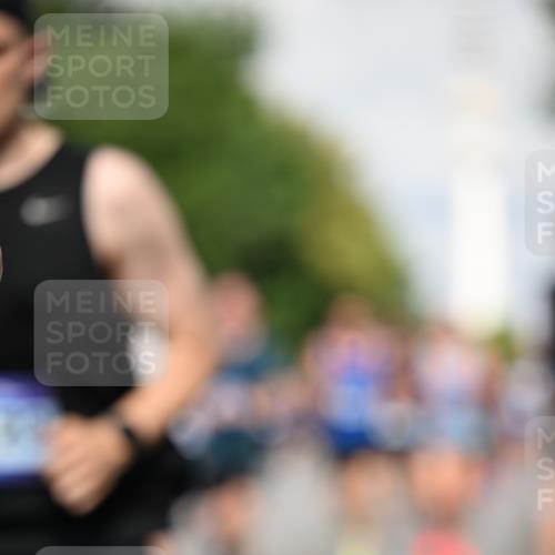 29.06.2025 - hella hamburg halbmarathon Dr. Thomas Lammeyer http://msf.ph/oto/8372083 29.06.2025 09:57:58 Kennedybrücke 1098, 1171, 1399, 1413, 1476, 1750, 1892, 2020, 2098, 2188, 2470, 2823, 2842, 3477, 3785, 4029, 4183, 4185, 4270, 4816, 5020, 5706, 6198, 6266, 6630, 6819, 6831, 7709, 8142, 8374, 8576, 8743, 9051, 9105, 9463, 9482, 9619, 9815, 10237, 10529 meine-sportfotos.de
