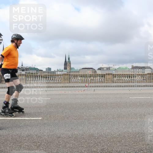 29.06.2025 - hella hamburg halbmarathon Lena Gebhardt http://msf.ph/oto/8372125 29.06.2025 09:12:06 Lombardsbrücke 202, 30 meine-sportfotos.de