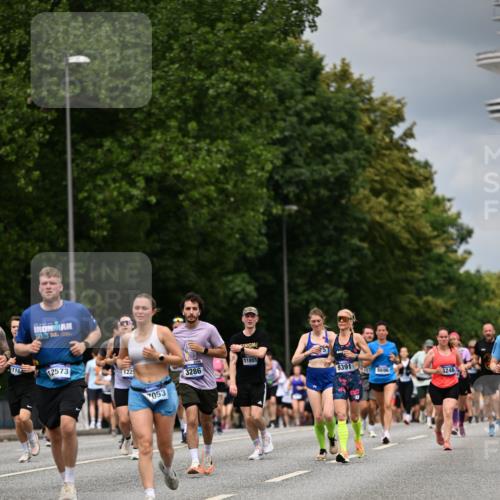 29.06.2025 - hella hamburg halbmarathon Dr. Thomas Lammeyer http://msf.ph/oto/8372307 29.06.2025 10:42:11 Kennedybrücke 1475, 1578, 1985, 2124, 2853, 3010, 3246, 3286, 3880, 4414, 5139, 5522, 5523, 5875, 6697, 6955, 7321, 7629, 8696, 8811, 8985, 9391, 9524, 9894, 10025, 10146, 10506, 10836, 11087, 11152, 11164 meine-sportfotos.de
