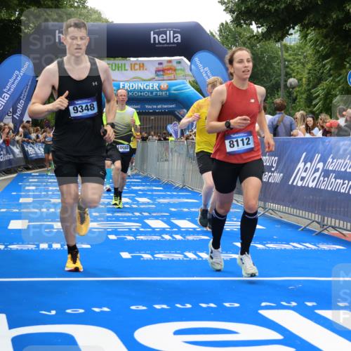 29.06.2025 - hella hamburg halbmarathon Strokosch-Dieckow http://msf.ph/oto/8372322 29.06.2025 10:49:15 Ziel 2013, 4183, 4185, 6158, 6389, 8112, 9348, 10053, 10184, 10189, 11819, 13450, 14526, 15422, 15523, 16369, 16414, 16731, 18842 meine-sportfotos.de
