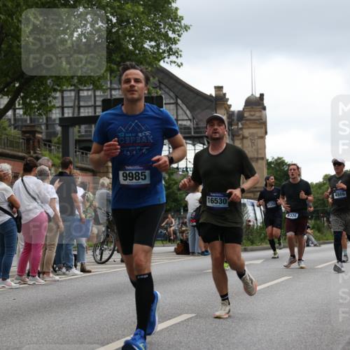 29.06.2025 - hella hamburg halbmarathon Yannick Fuchs http://msf.ph/oto/8372546 29.06.2025 10:53:47 20KM 1544, 2780, 3169, 3780, 4238, 4379, 4796, 4986, 6327, 6470, 7259, 7824, 8030, 8326, 8481, 8807, 9741, 9985, 10281, 10301, 10488, 11018, 11114, 11158, 11159, 11250, 11757, 12406, 12446, 12779, 13036, 13706, 14471, 14928, 15083, 15525, 15673, 15785, 15914, 16227, 16530, 16754, 16915, 17304, 17860, 18377, 18485, 18624, 18855, 19178 meine-sportfotos.de