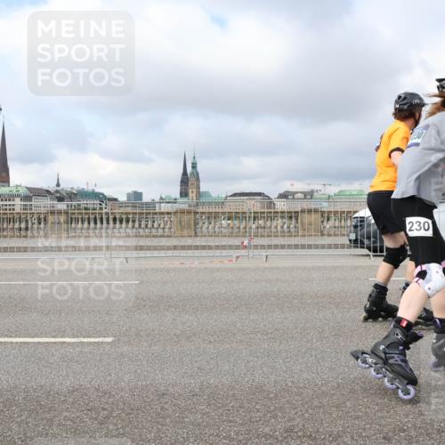 29.06.2025 - hella hamburg halbmarathon Lena Gebhardt http://msf.ph/oto/8372771 29.06.2025 09:12:07 Lombardsbrücke 230 meine-sportfotos.de
