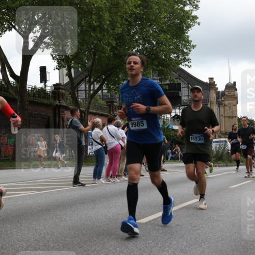 29.06.2025 - hella hamburg halbmarathon Yannick Fuchs http://msf.ph/oto/8372808 29.06.2025 10:53:47 20KM 1544, 2780, 3169, 3780, 4238, 4379, 4796, 4986, 6327, 6470, 7259, 7824, 8030, 8326, 8481, 8807, 9741, 9985, 10281, 10301, 10488, 11018, 11114, 11158, 11159, 11250, 11757, 12406, 12446, 12779, 13036, 13706, 14471, 14928, 15083, 15525, 15673, 15785, 15914, 16227, 16530, 16754, 16915, 17304, 17860, 18377, 18485, 18624, 18855, 19178 meine-sportfotos.de