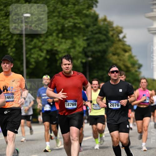 29.06.2025 - hella hamburg halbmarathon Dr. Thomas Lammeyer http://msf.ph/oto/8372979 29.06.2025 10:19:56 Kennedybrücke 1308, 1440, 1651, 2071, 2076, 2140, 2436, 2601, 2835, 3167, 4828, 5046, 5423, 7897, 7941, 7942, 8057, 8169, 8274, 8746, 8885, 9192, 9307, 9784, 9881, 10108, 10608, 11113, 11303 meine-sportfotos.de