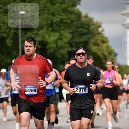 29.06.2025 - hella hamburg halbmarathon Dr. Thomas Lammeyer http://msf.ph/oto/8373122 29.06.2025 10:19:57 Kennedybrücke 1212, 1308, 1440, 1651, 2071, 2076, 2140, 2436, 2601, 2835, 3167, 4828, 5046, 5423, 7897, 7941, 7942, 8057, 8169, 8274, 8746, 8885, 9192, 9307, 9784, 9881, 10108, 10608, 11113, 11303 meine-sportfotos.de