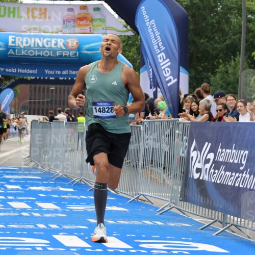 29.06.2025 - hella hamburg halbmarathon Strokosch-Dieckow http://msf.ph/oto/8373208 29.06.2025 10:27:03 Ziel 9079, 12641, 12992, 13780, 13956, 14828, 15671, 19050 meine-sportfotos.de