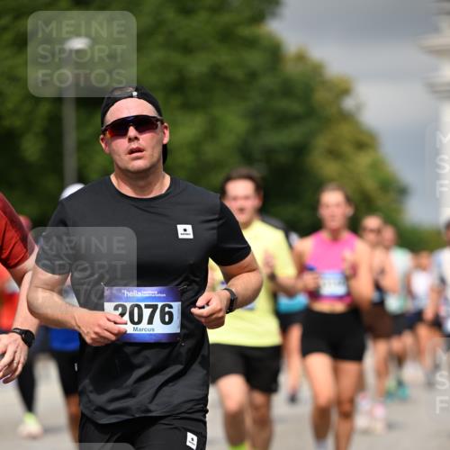 29.06.2025 - hella hamburg halbmarathon Dr. Thomas Lammeyer http://msf.ph/oto/8373231 29.06.2025 10:19:58 Kennedybrücke 1212, 1308, 1440, 1651, 2071, 2076, 2140, 2436, 2601, 2835, 3167, 4828, 5046, 5423, 7897, 7941, 7942, 8057, 8169, 8274, 8746, 8885, 9192, 9307, 9784, 9881, 10608, 10844, 11113, 11303 meine-sportfotos.de