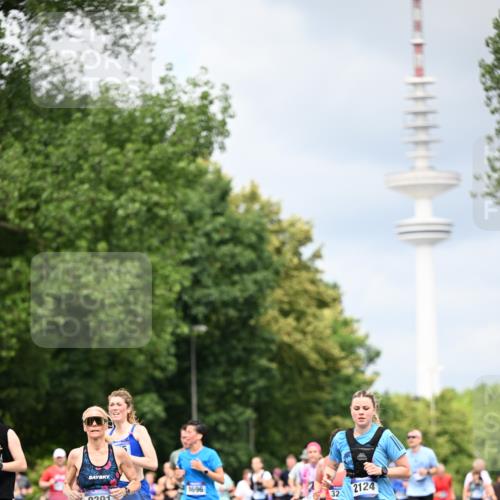 29.06.2025 - hella hamburg halbmarathon Dr. Thomas Lammeyer http://msf.ph/oto/8373302 29.06.2025 10:42:15 Kennedybrücke 1475, 1578, 1985, 2124, 3010, 3246, 3286, 3633, 3636, 3880, 4414, 5139, 5875, 6697, 6955, 7321, 7629, 8539, 8696, 9391, 9524, 9894, 10025, 10146, 10506, 11087, 11152, 11164 meine-sportfotos.de