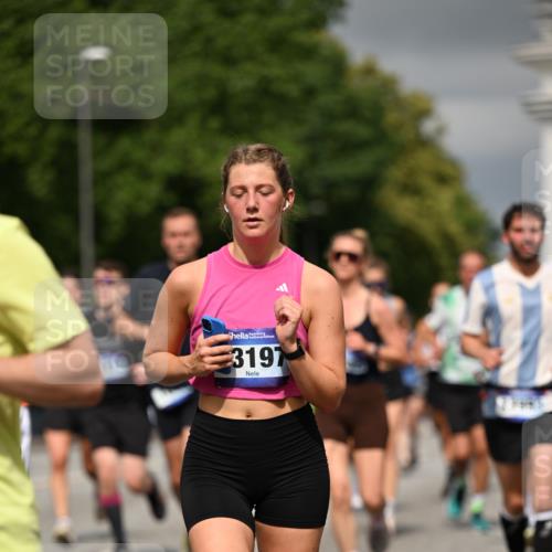 29.06.2025 - hella hamburg halbmarathon Dr. Thomas Lammeyer http://msf.ph/oto/8373414 29.06.2025 10:20:01 Kennedybrücke 1212, 1308, 1651, 2071, 2076, 2436, 2601, 2835, 3167, 4583, 4828, 5046, 5423, 7897, 8057, 8169, 8274, 8554, 8746, 9192, 9307, 9601, 9784, 9881, 10608, 10844, 11113, 11303 meine-sportfotos.de