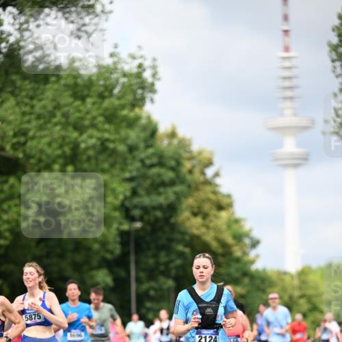 29.06.2025 - hella hamburg halbmarathon Dr. Thomas Lammeyer http://msf.ph/oto/8373561 29.06.2025 10:42:17 Kennedybrücke 1475, 1578, 1985, 2124, 3010, 3246, 3286, 3633, 3635, 3636, 3880, 4414, 4921, 5139, 5790, 5875, 6697, 7148, 7629, 8539, 8696, 9391, 9524, 9894, 10025, 10146, 10506, 11087, 11152, 11164 meine-sportfotos.de