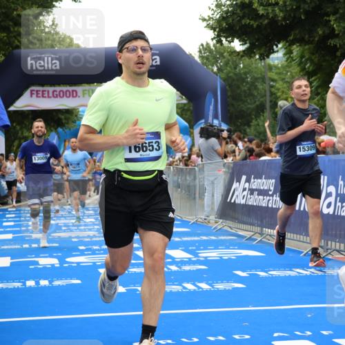 29.06.2025 - hella hamburg halbmarathon Strokosch-Dieckow http://msf.ph/oto/8373849 29.06.2025 10:48:49 Ziel 1094, 1884, 1892, 2442, 3213, 7067, 9482, 9661, 11519, 12421, 12533, 12534, 13009, 13976, 15309, 16653, 17007, 18873 meine-sportfotos.de